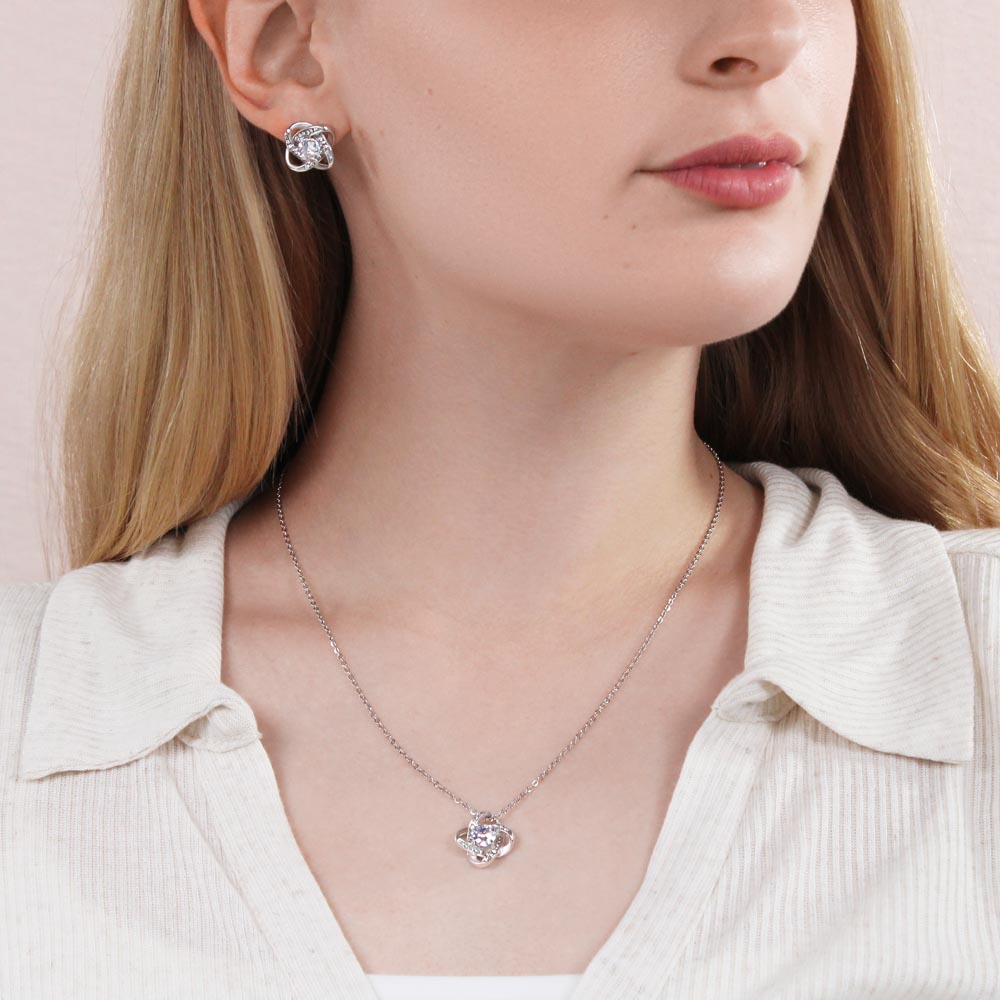 Love Knot Halskette - Das Beste